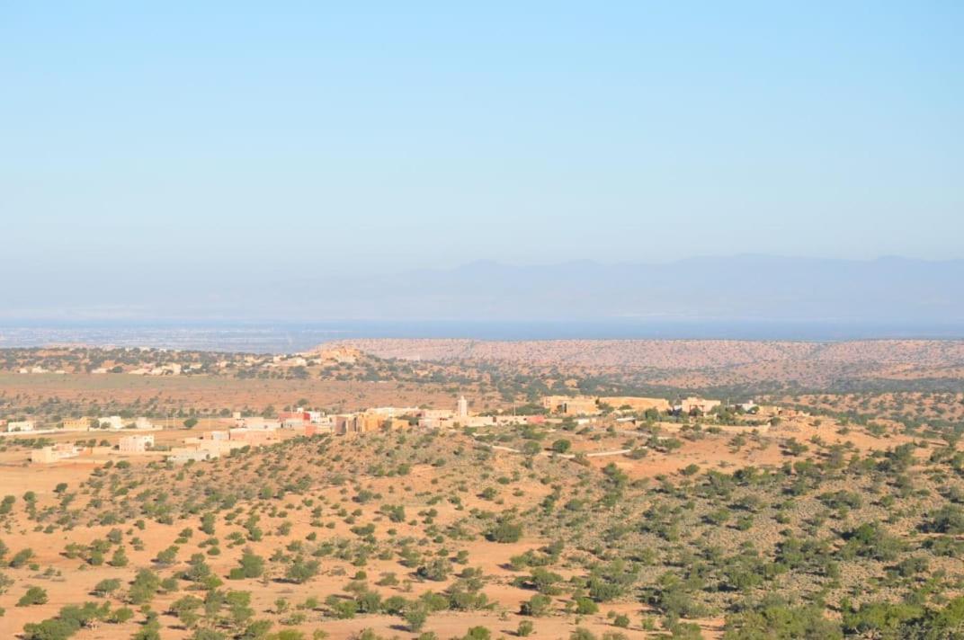 Residence Fanti Sidi Binnzarene エクステリア 写真